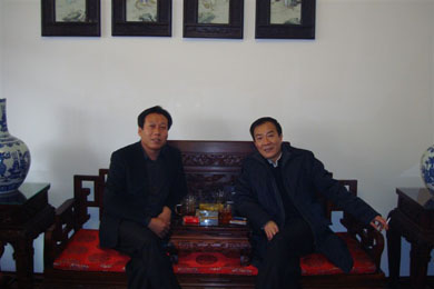 ���³����־��